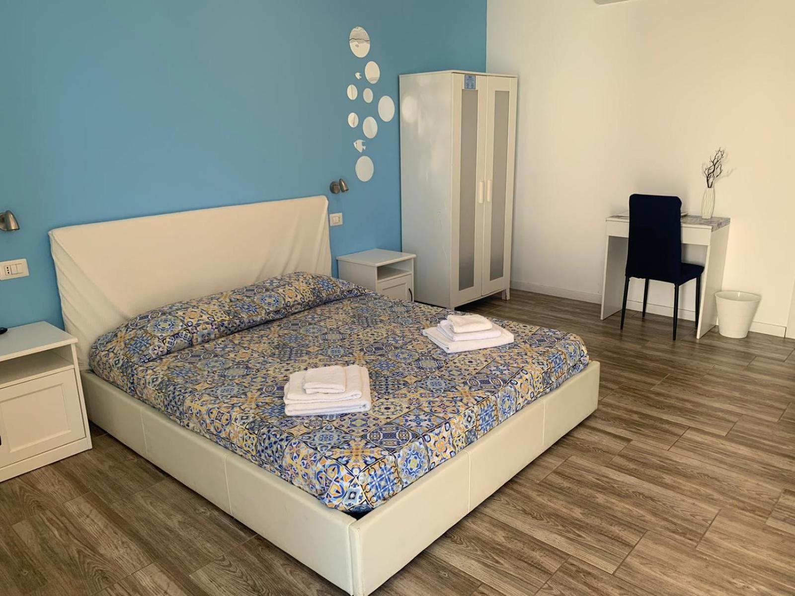 Borgomarino'S Room Cefalù Εξωτερικό φωτογραφία